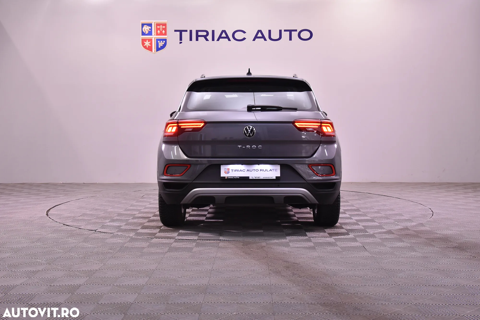 Volkswagen T-ROC - 4