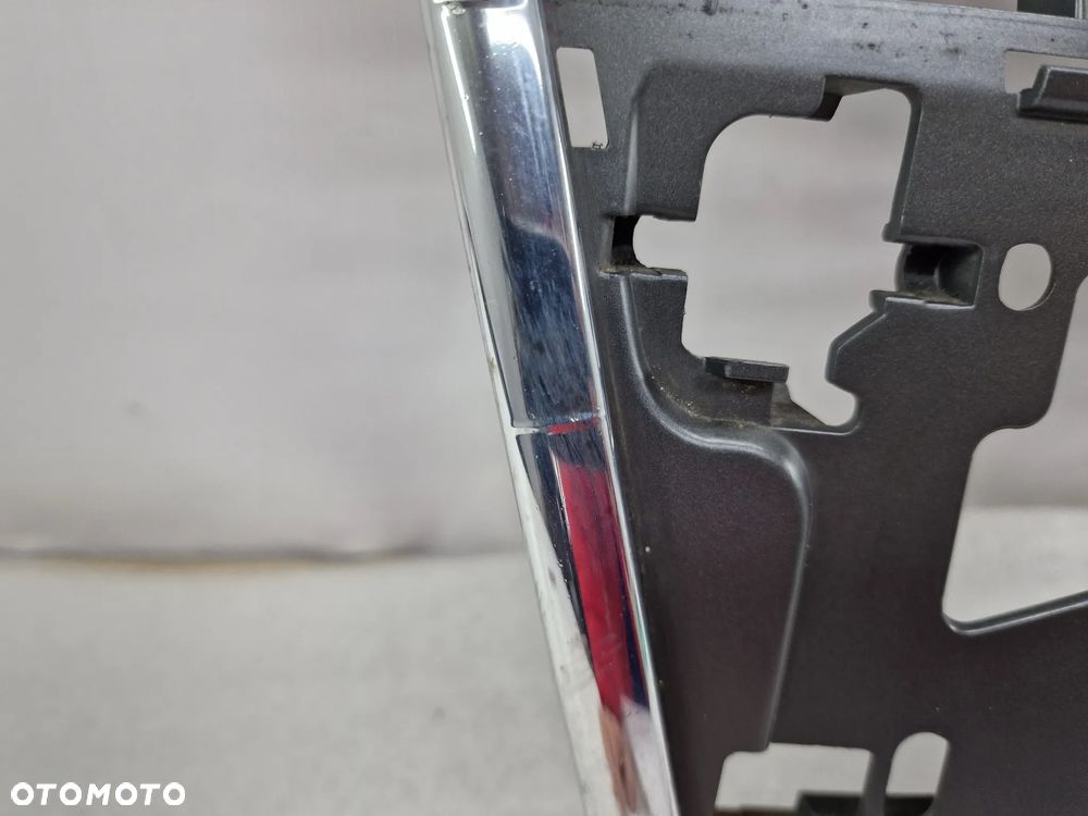 AUDI A6 C6 4F0 04- ATRAPA / GRILL PRZEDNI PRZÓD , NR 4F0853651 , NR AUKCJI GL397(D) - 7