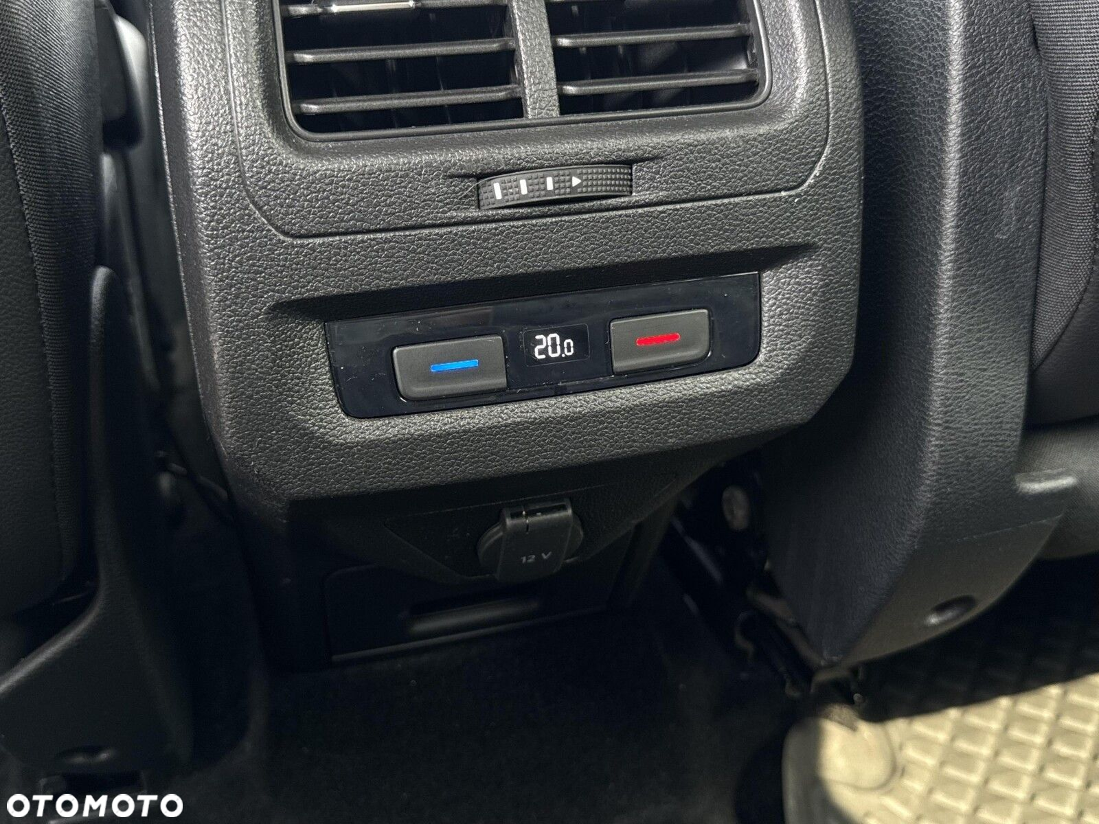 Volkswagen Touran 1.5 TSI EVO Comfortline DSG - 22