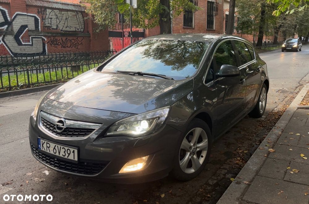 Opel Astra - 1