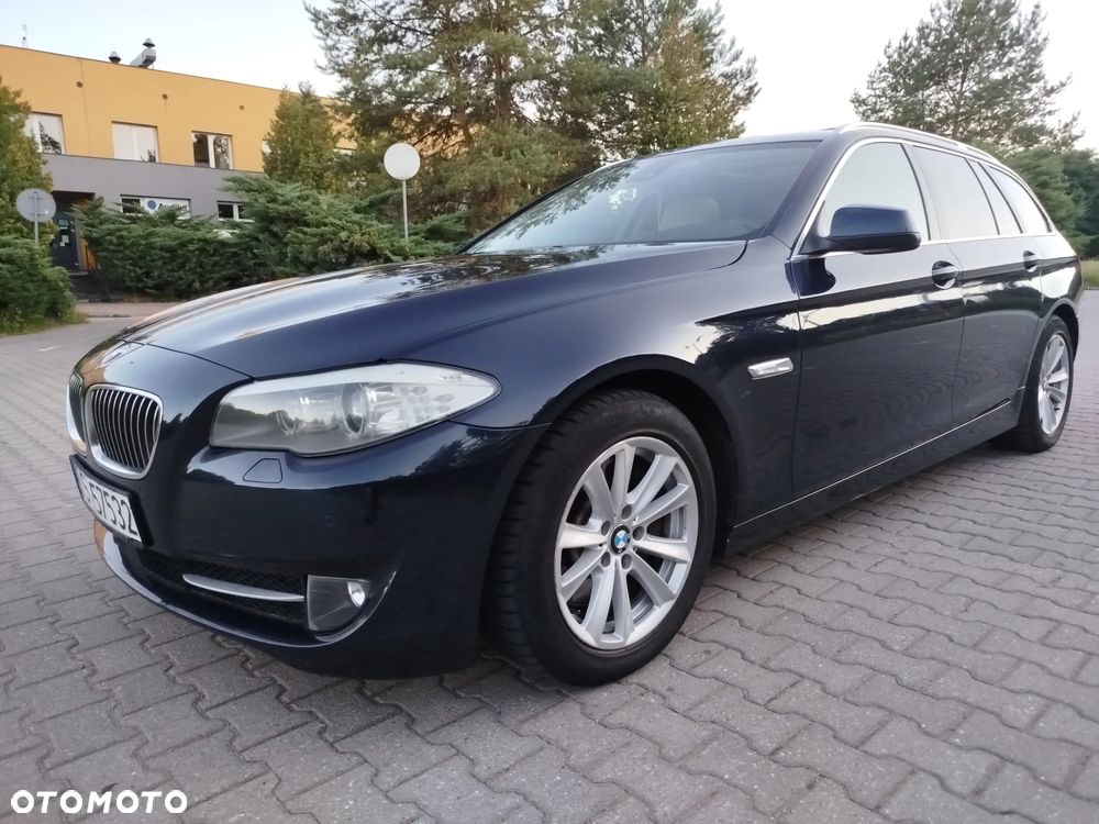 BMW Seria 5 530d Sport-Aut - 2