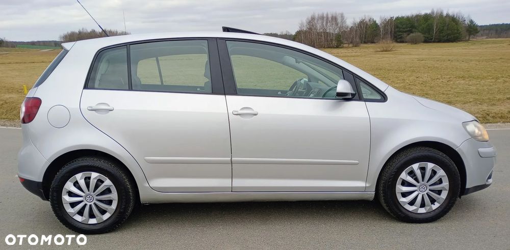 Volkswagen Golf Plus 2.0 FSI Comfortline - 6