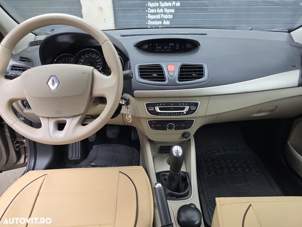 Renault Fluence 1.6 16V Authentique - 3