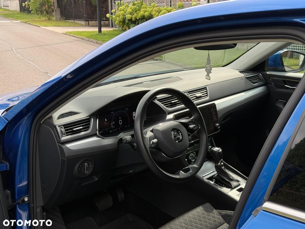 Skoda Superb 1.5 TSI Ambition DSG - 14