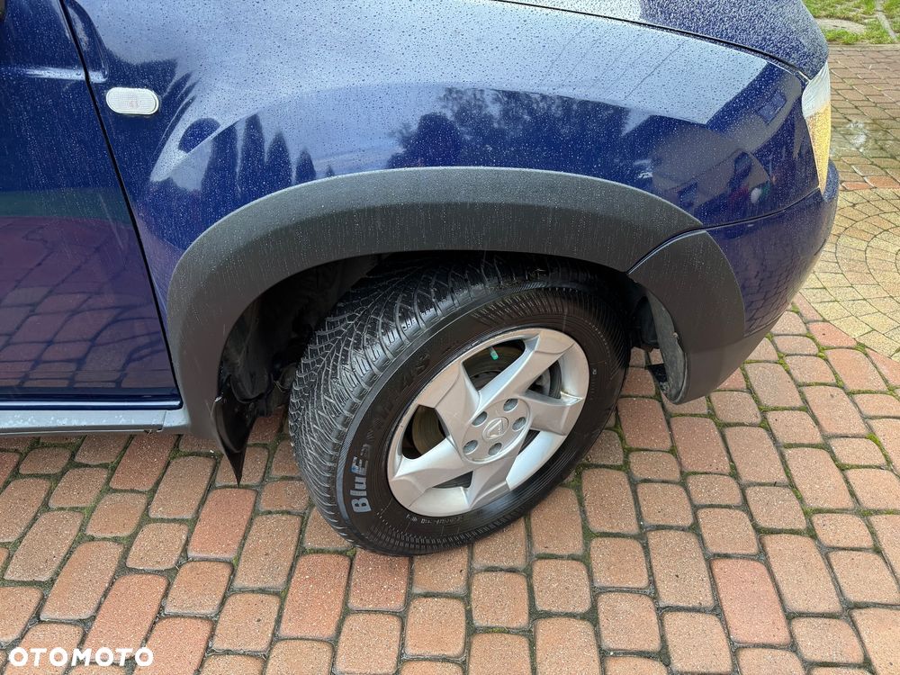 Dacia Duster 1.6 Laureate 4x4 - 34