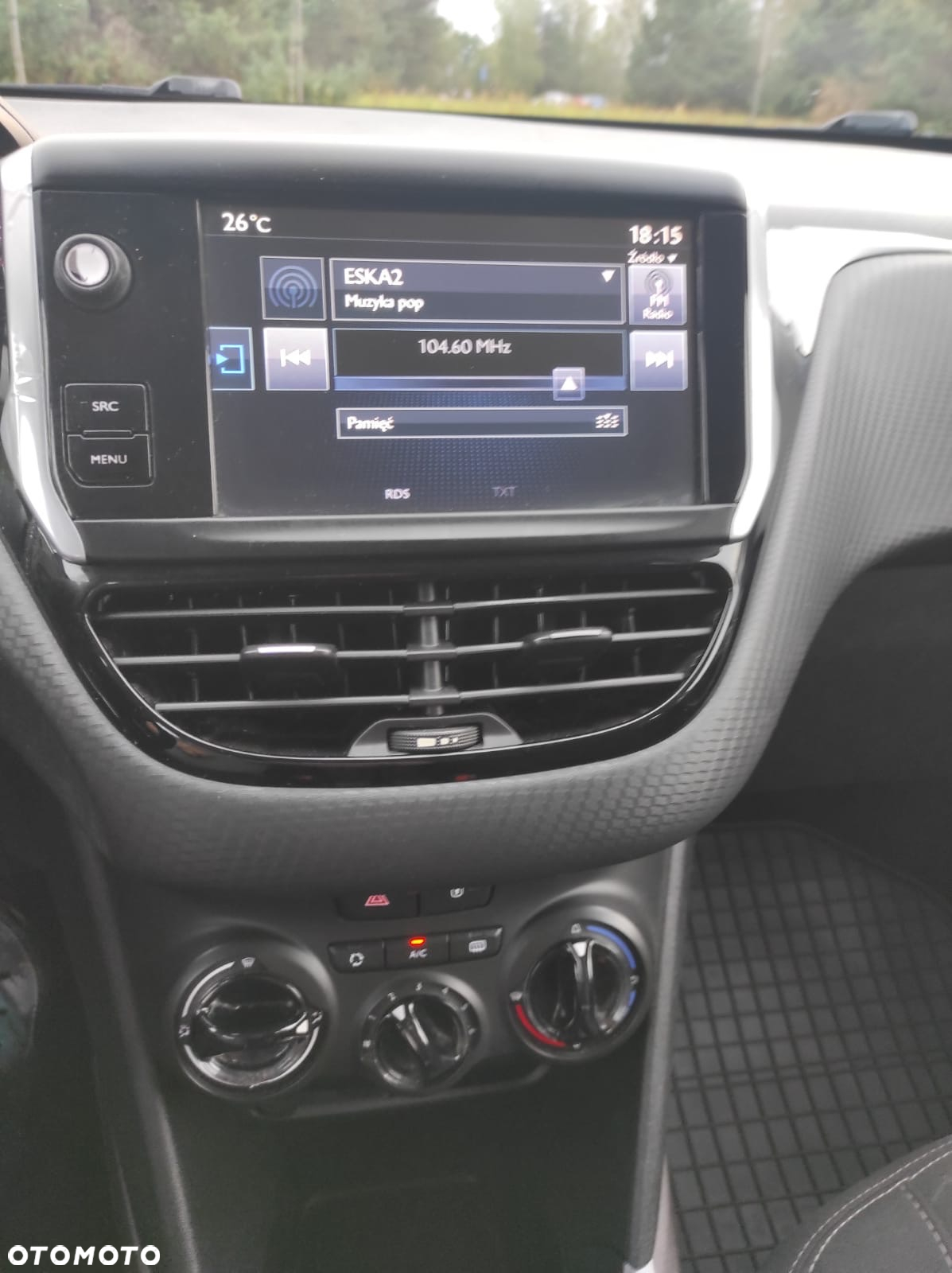 Peugeot 2008 1.6 BlueHDi Style - 12