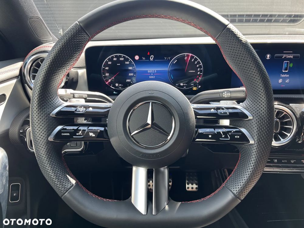 Mercedes-Benz CLA - 15