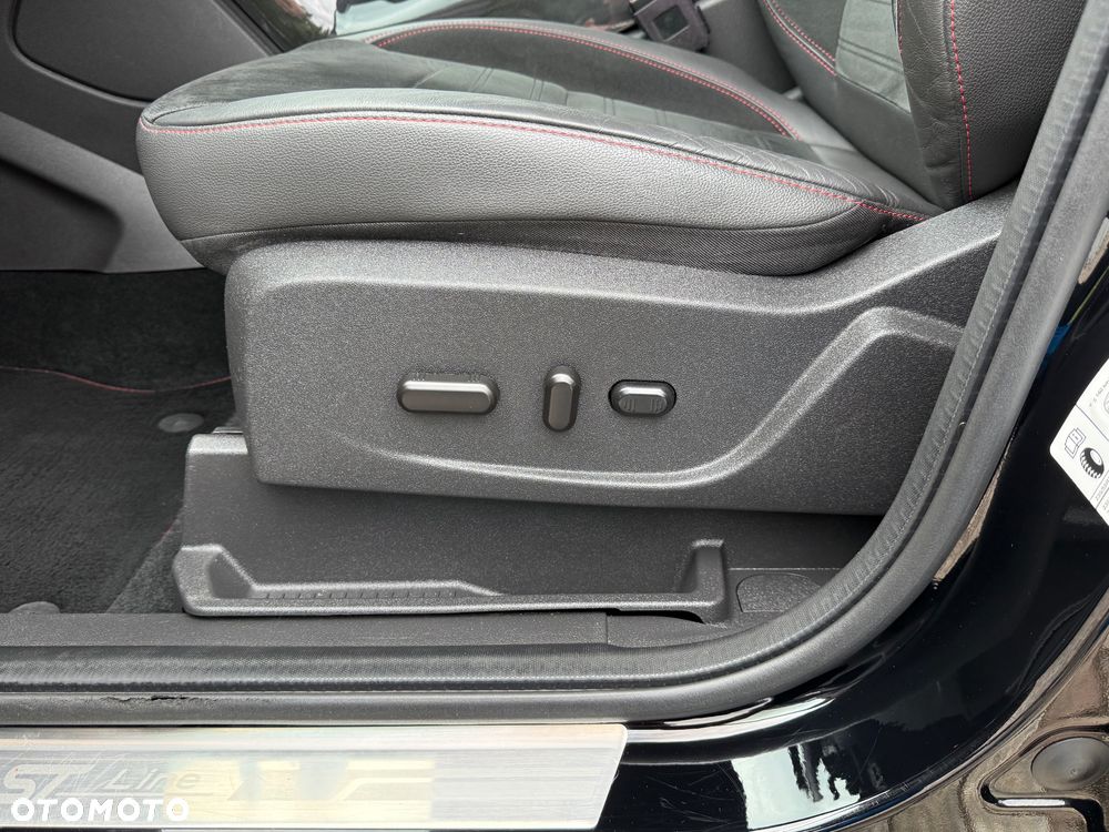 Ford Kuga 2.0 TDCi AWD ST-Line Black - 25