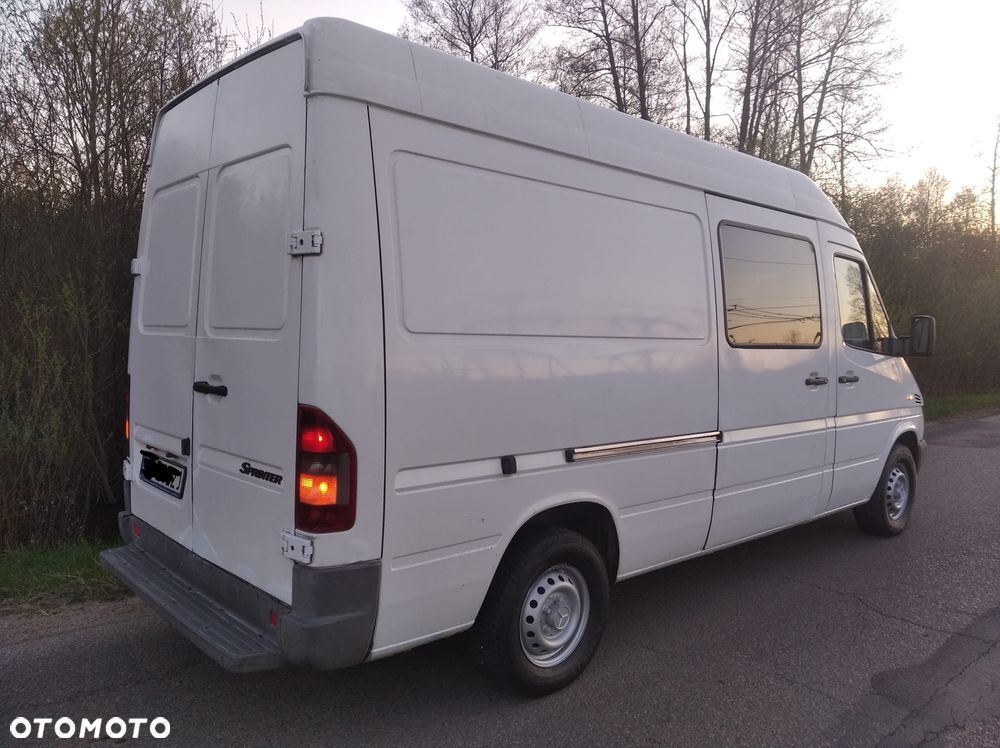 Mercedes-Benz Sprinter - 3