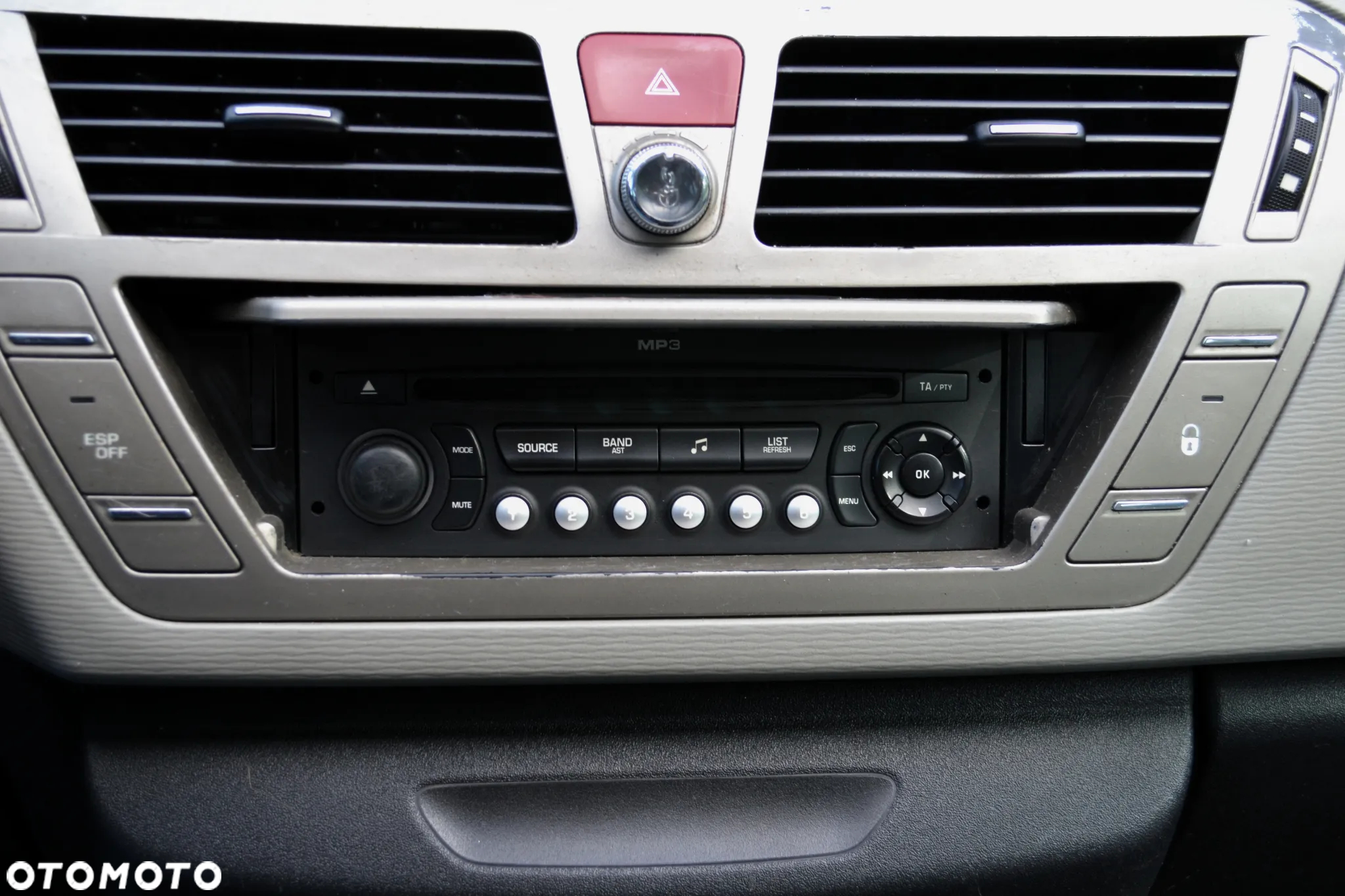 Citroën C4 Picasso 1.6 HDi FAP ESG6 Confort - 18