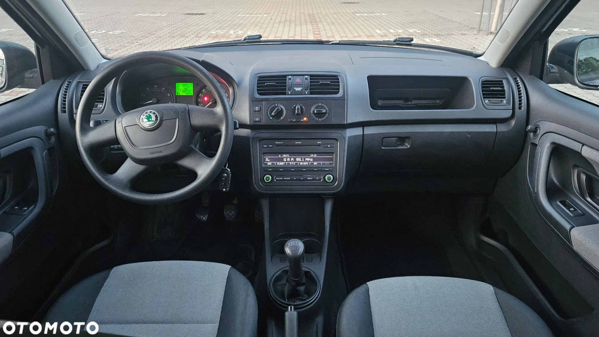 Skoda Fabia 1.4 16V Ambiente - 21
