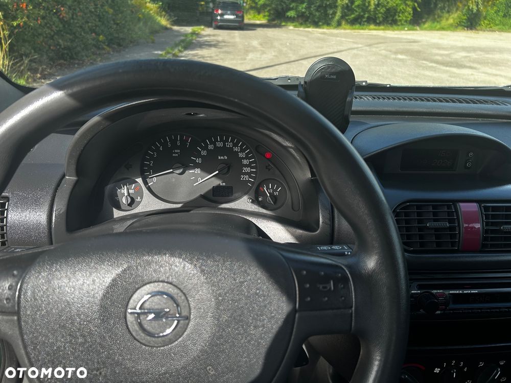 Opel Corsa 1.2 16V Base / Start - 8