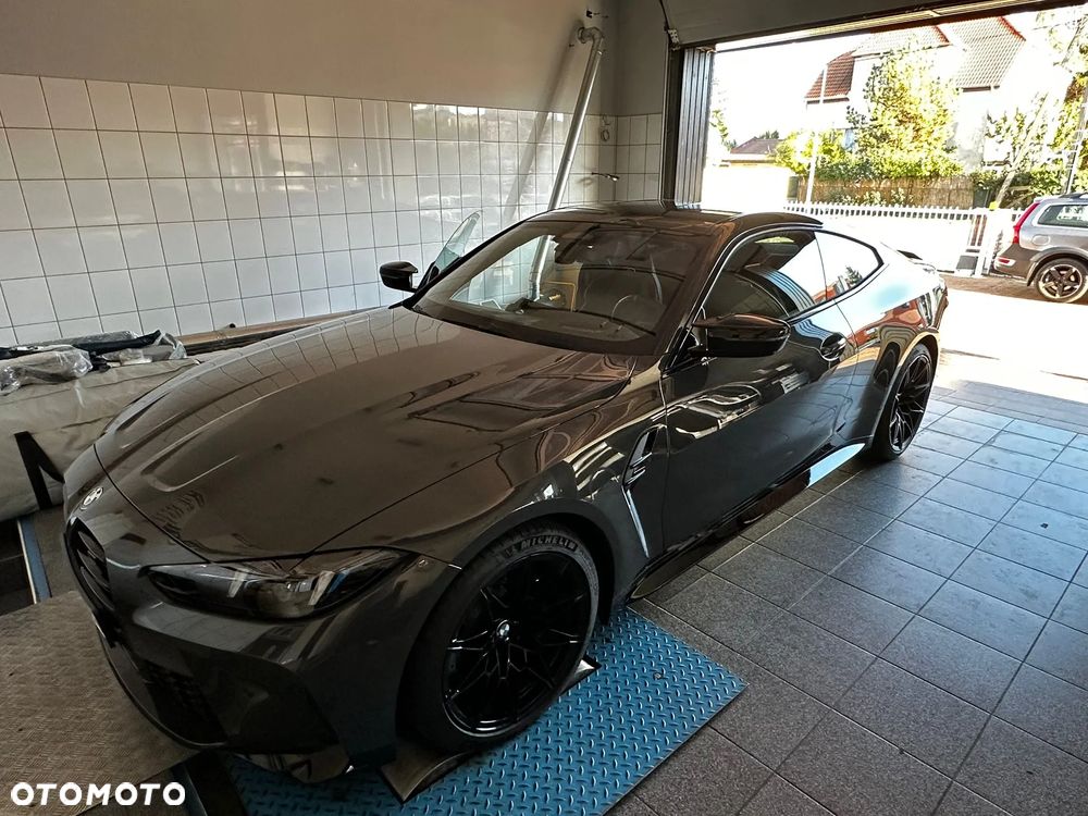 BMW M4 Competition M xDrive - 12