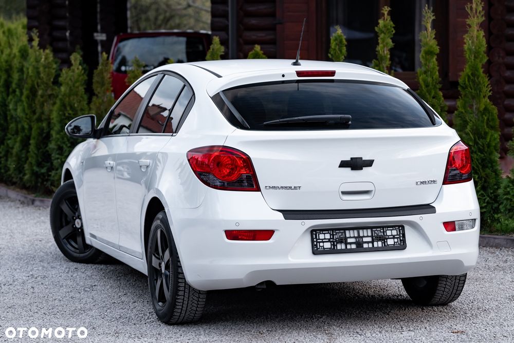 Chevrolet Cruze 1.8 LS - 7