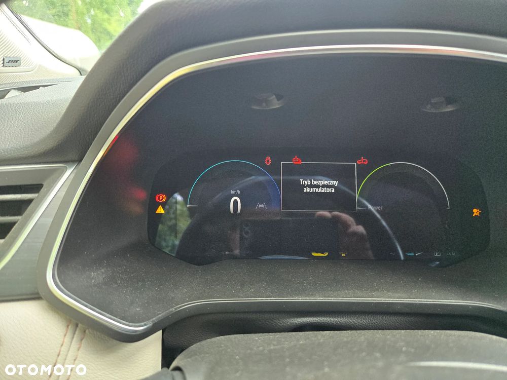 Renault Captur E-TECH 160 INTENS - 11