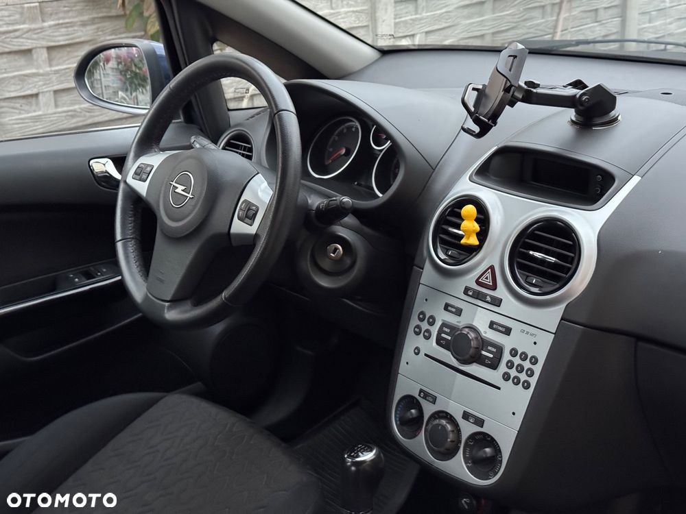 Opel Corsa 1.2 16V Graphite - 10