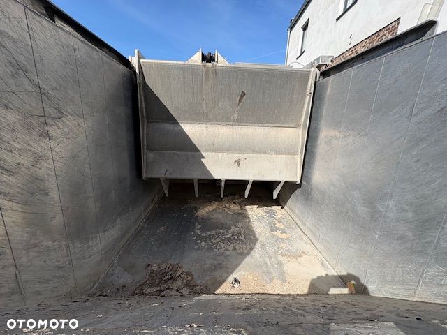 Nissan NT400 Cabstar 3,5t - 11