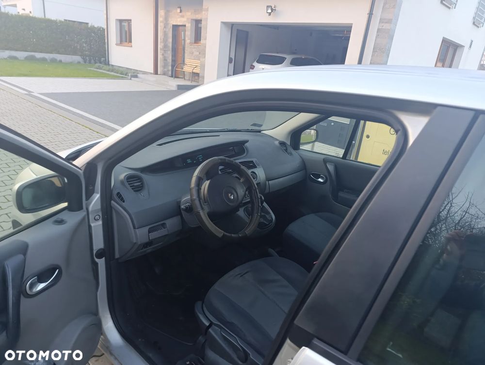 Renault Scenic 1.5 dCi Alize - 4