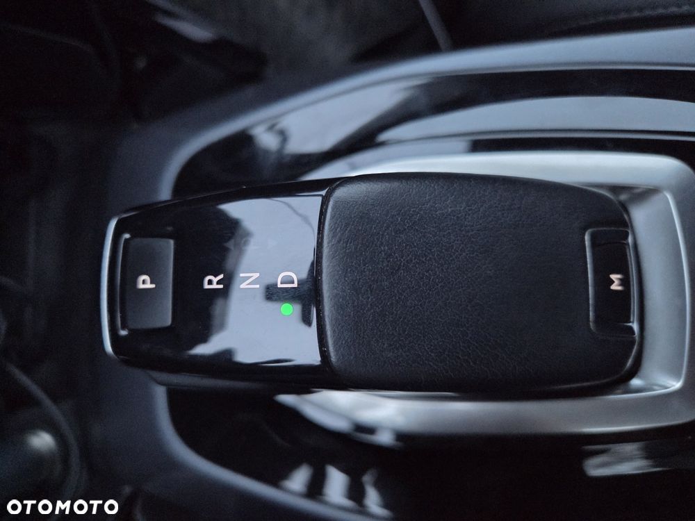 Peugeot 2008 PureTech 130 Stop&Start EAT6 Black Edition - 16