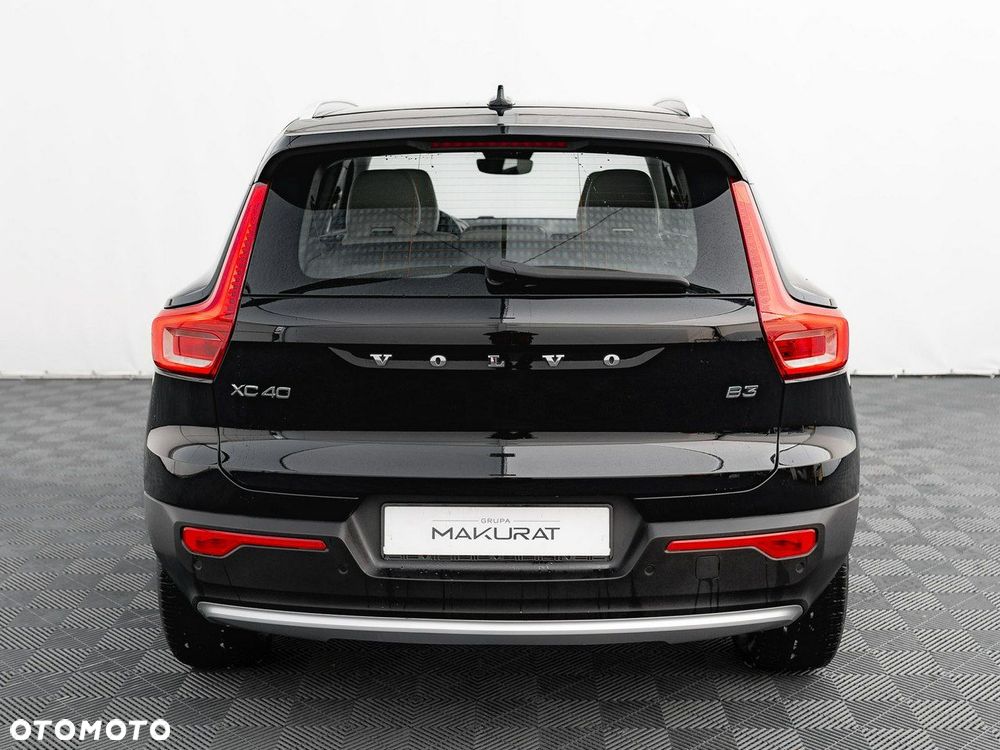 Volvo XC 40 B3 Plus Bright - 11