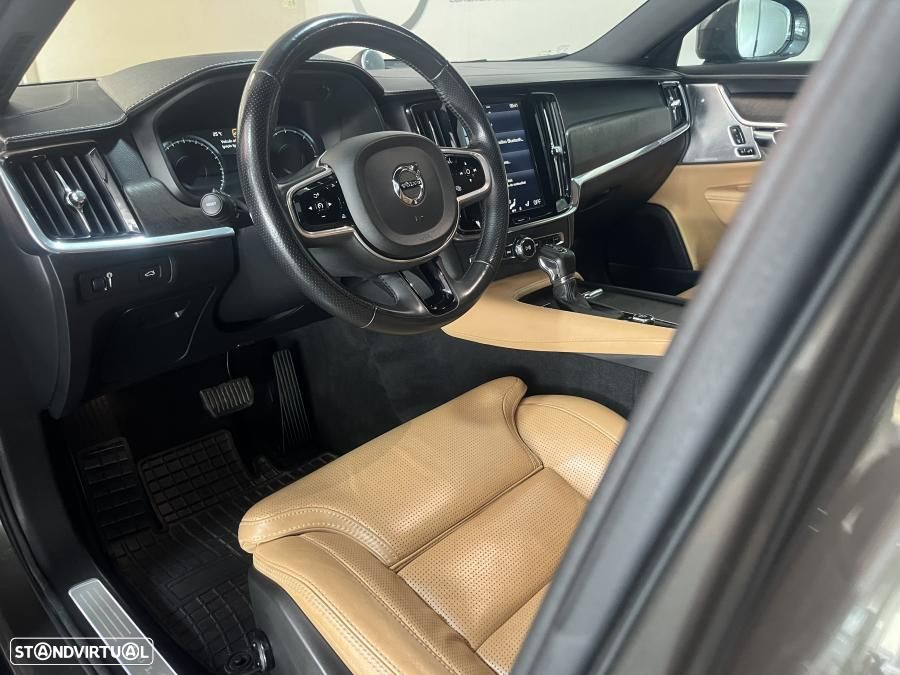 Volvo V90 Cross Country 2.0 D4 Plus AWD Geartronic - 13