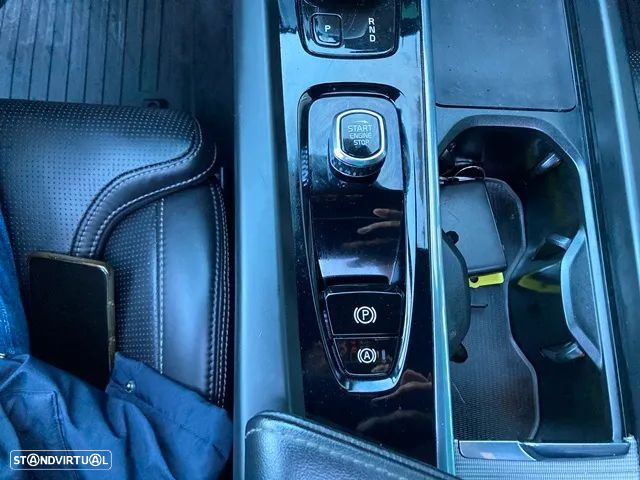 Volvo XC 60 2.0 B5 R-Design AWD - 39