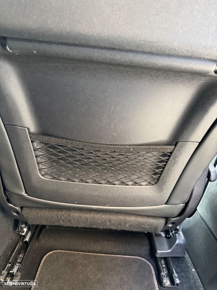 Peugeot 5008 1.5 BlueHDi GT EAT8 - 17