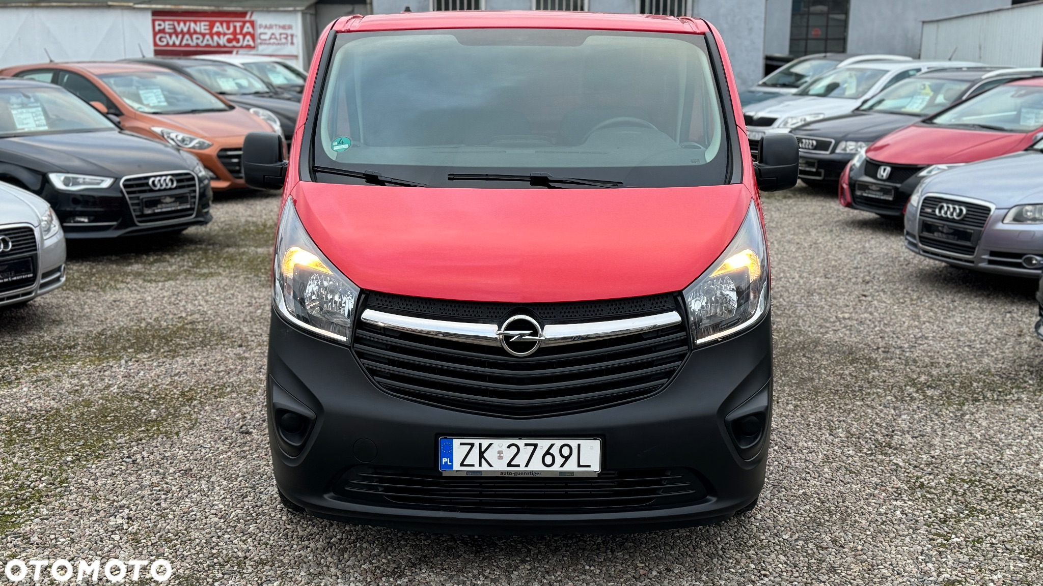 Opel VIVARO - 13
