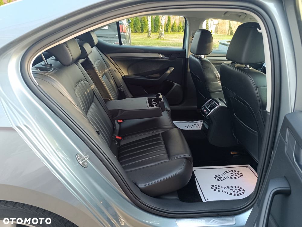 Skoda Superb 1.4 TSI ACT DSG Ambition - 35