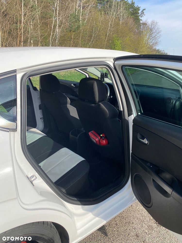 Seat Leon 2.0 TDI FR - 11