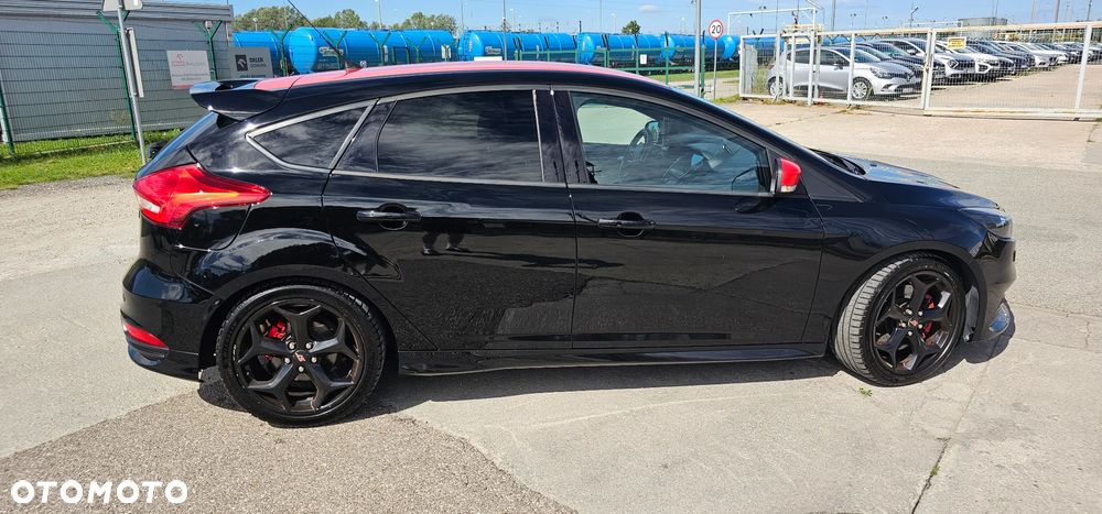 Ford Focus - 13