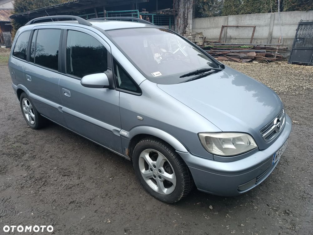 Opel Zafira 2.0 DTI - 2