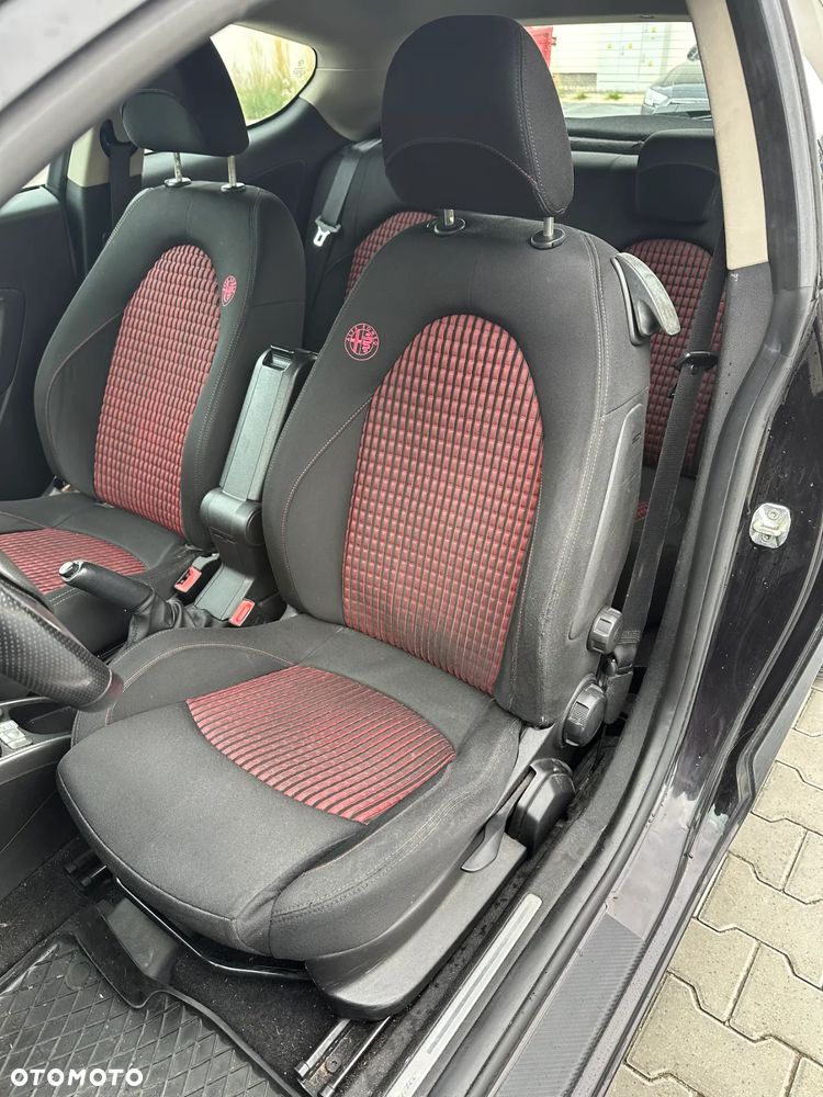 Alfa Romeo Mito 1.3 JTDM - 10