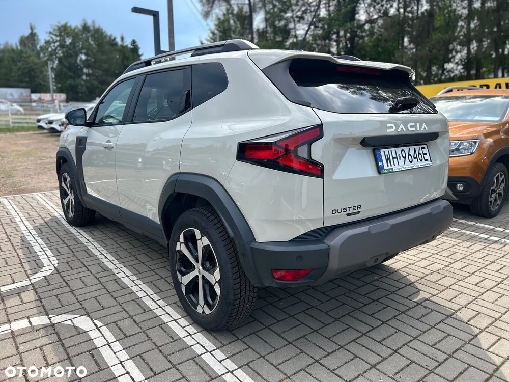 Dacia Duster 1.6 Full Hybrid 140 Journey MMT - 4