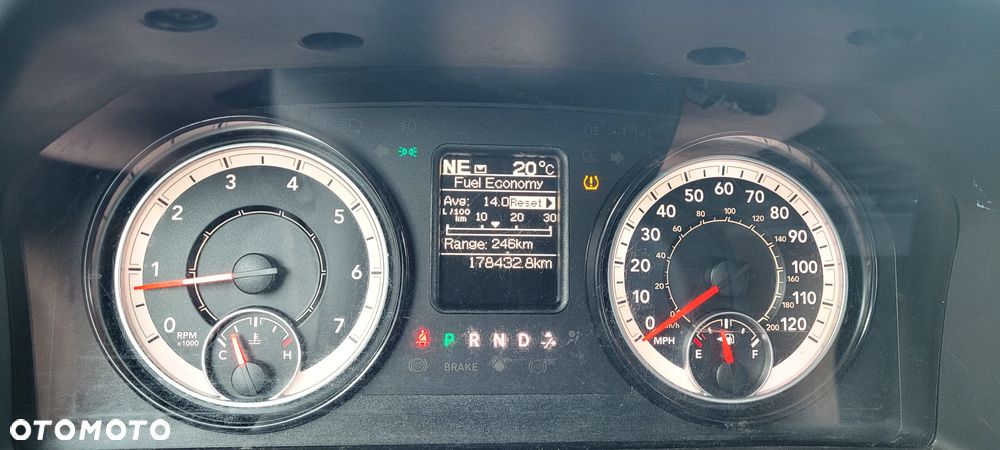 Dodge RAM 5.7 4x4 - 13