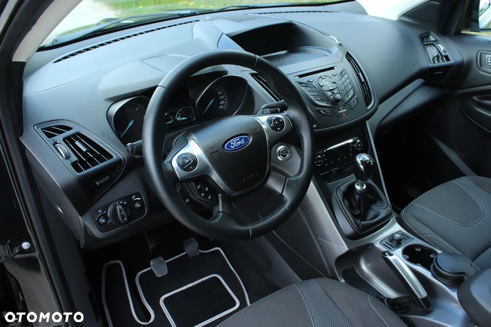 Ford Kuga 2.0 TDCi 2x4 Trend - 23