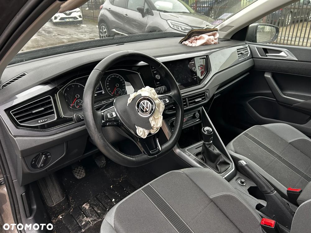 Volkswagen Polo 1.0 TSI OPF R-Line - 24
