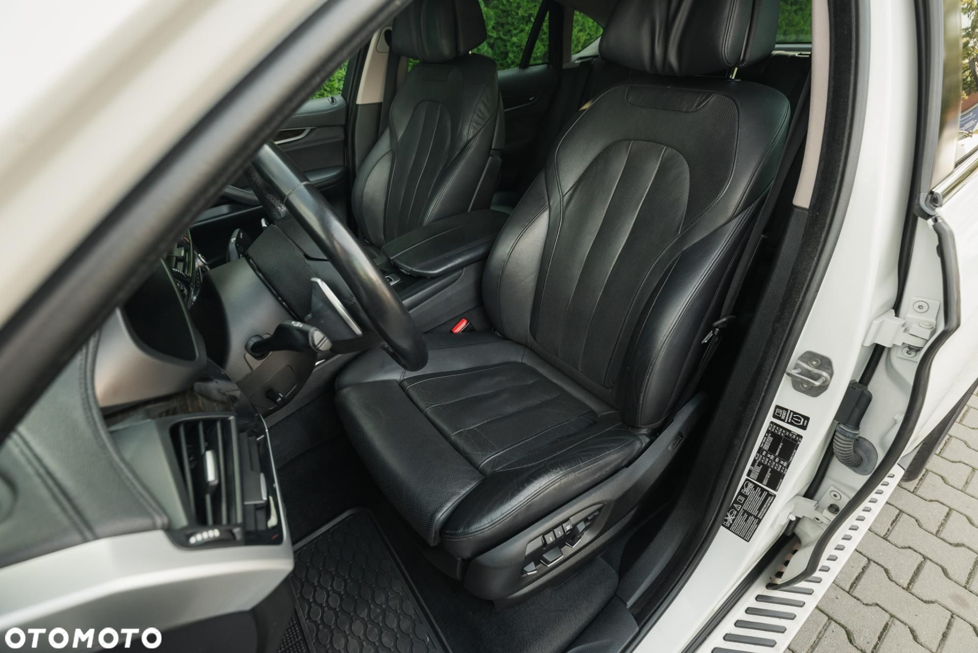 BMW X6 - 12