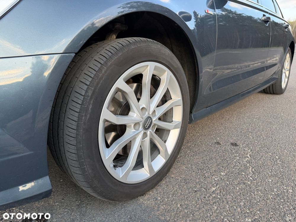 Audi A6 Avant 2.0 TDI Ultra DPF S tronic - 9