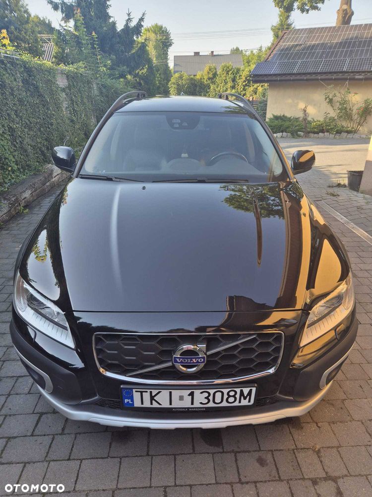 Volvo XC 70 - 1