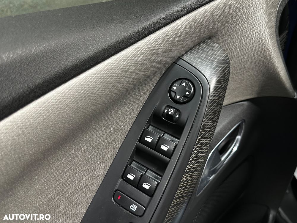 Citroën C4 Picasso - 14