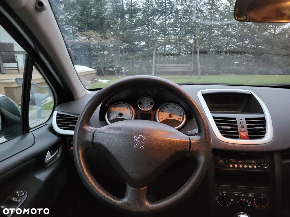 Peugeot 207 1.6 HDi Trendy - 18