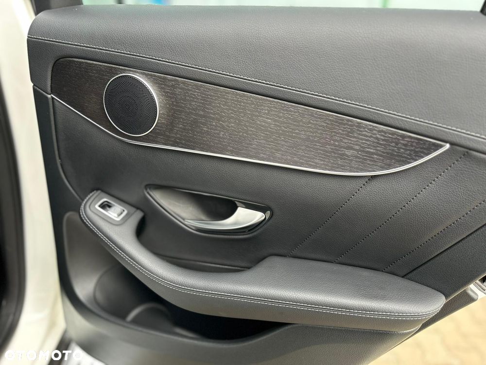 Mercedes-Benz GLC - 20