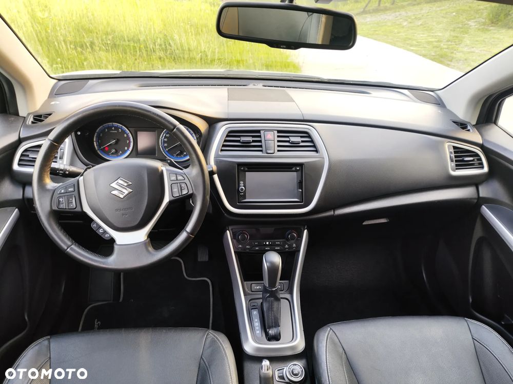 Suzuki SX4 S-Cross 1.6 Premium 4WD CVT - 18