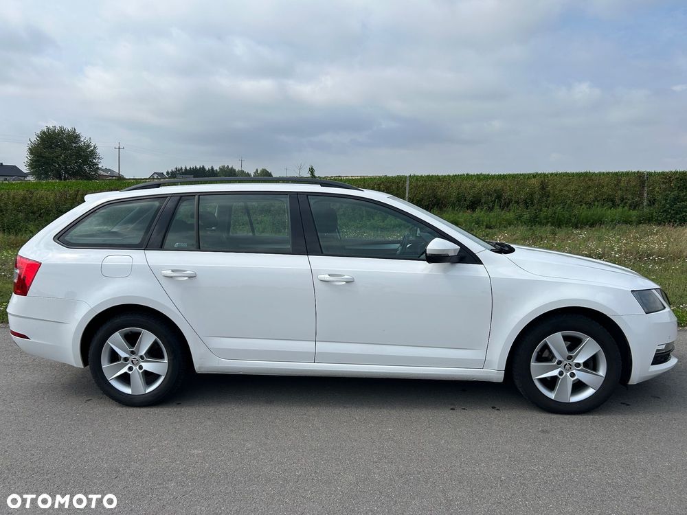 Skoda Octavia 1.6 TDI Ambition - 5