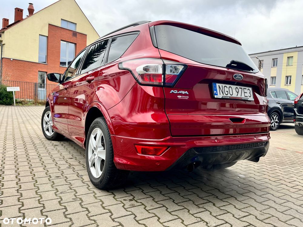 Ford Kuga - 10