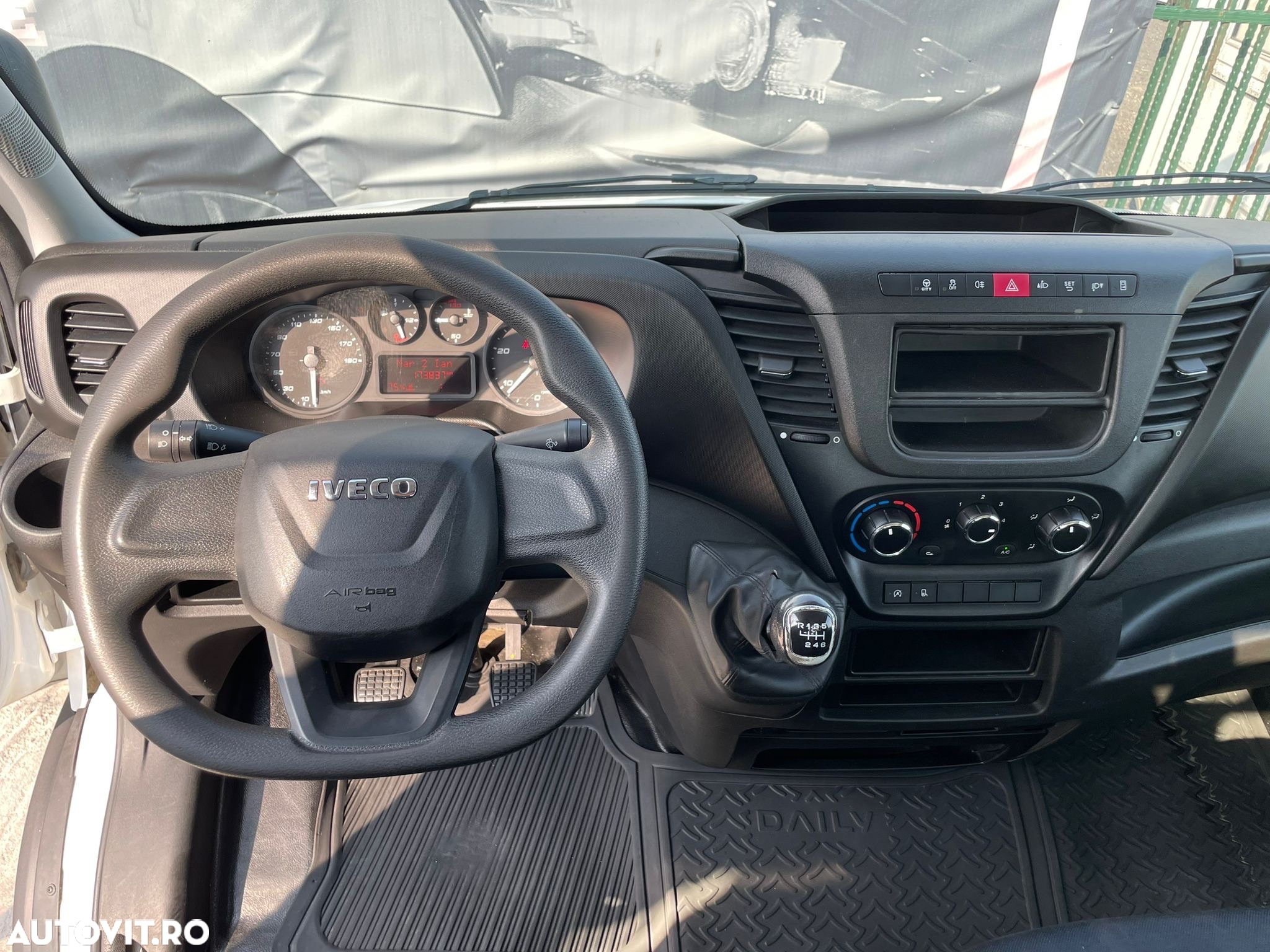 Iveco Daily 35C14 BASCULABIL AXA DUBLA SPATE - 20