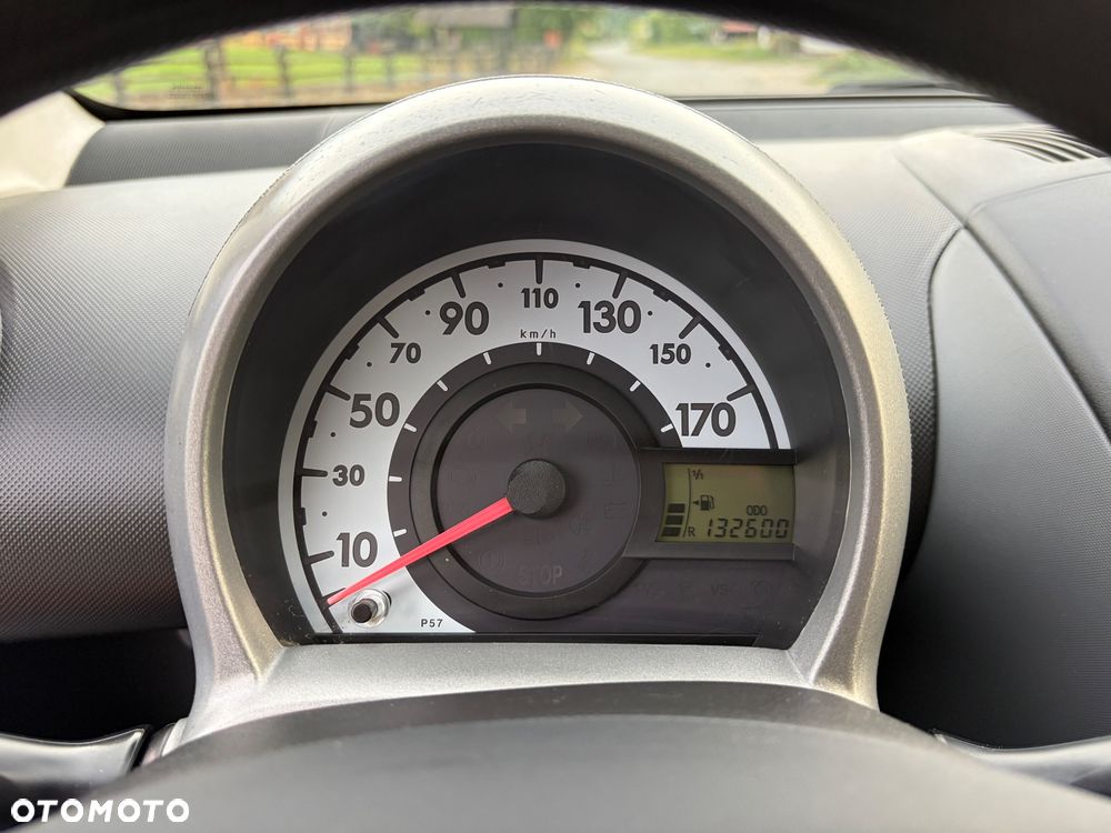 Peugeot 107 1.0 U Move - 19