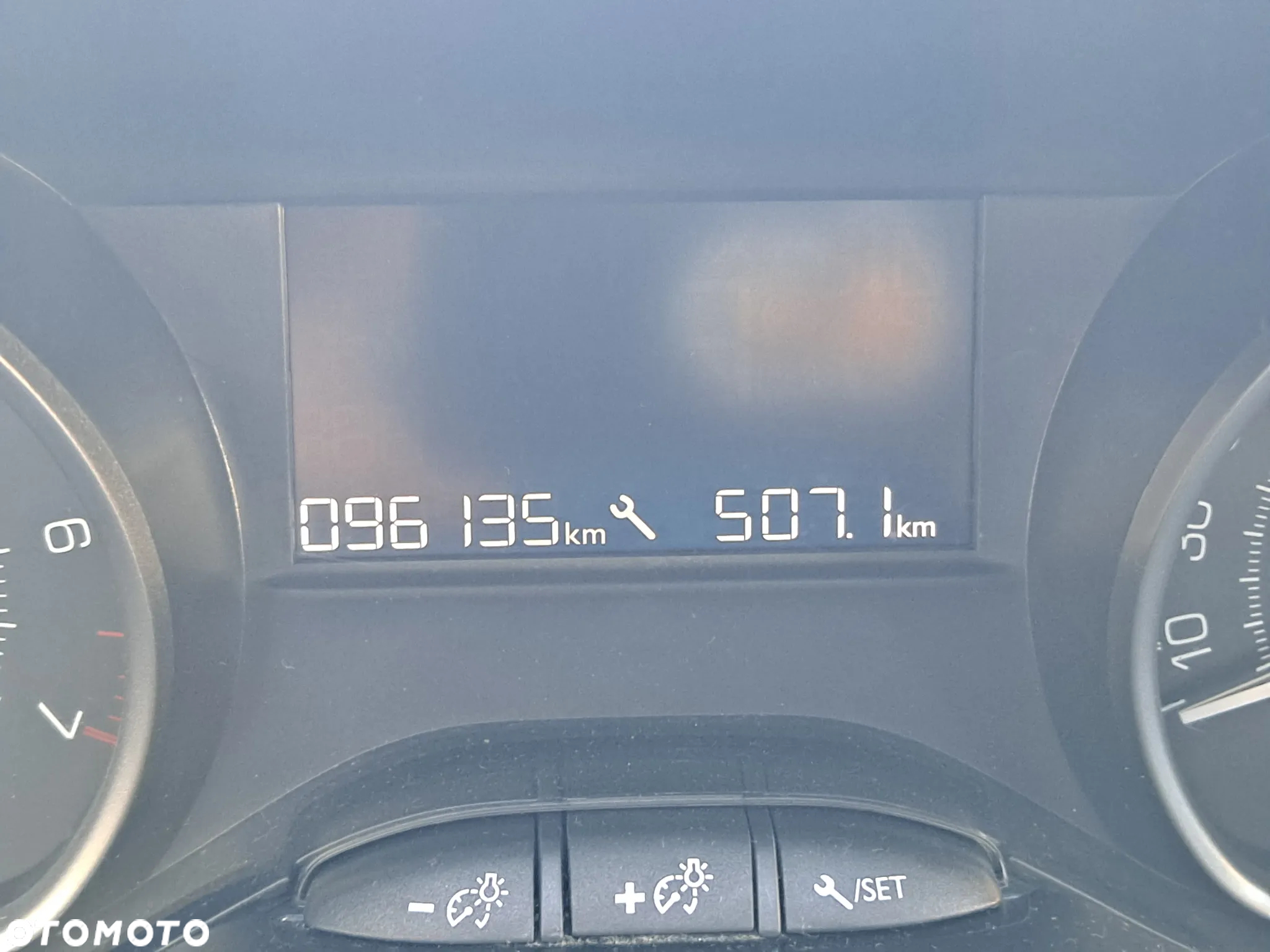Peugeot 2008 1.2 Pure Tech Style EU6 - 6