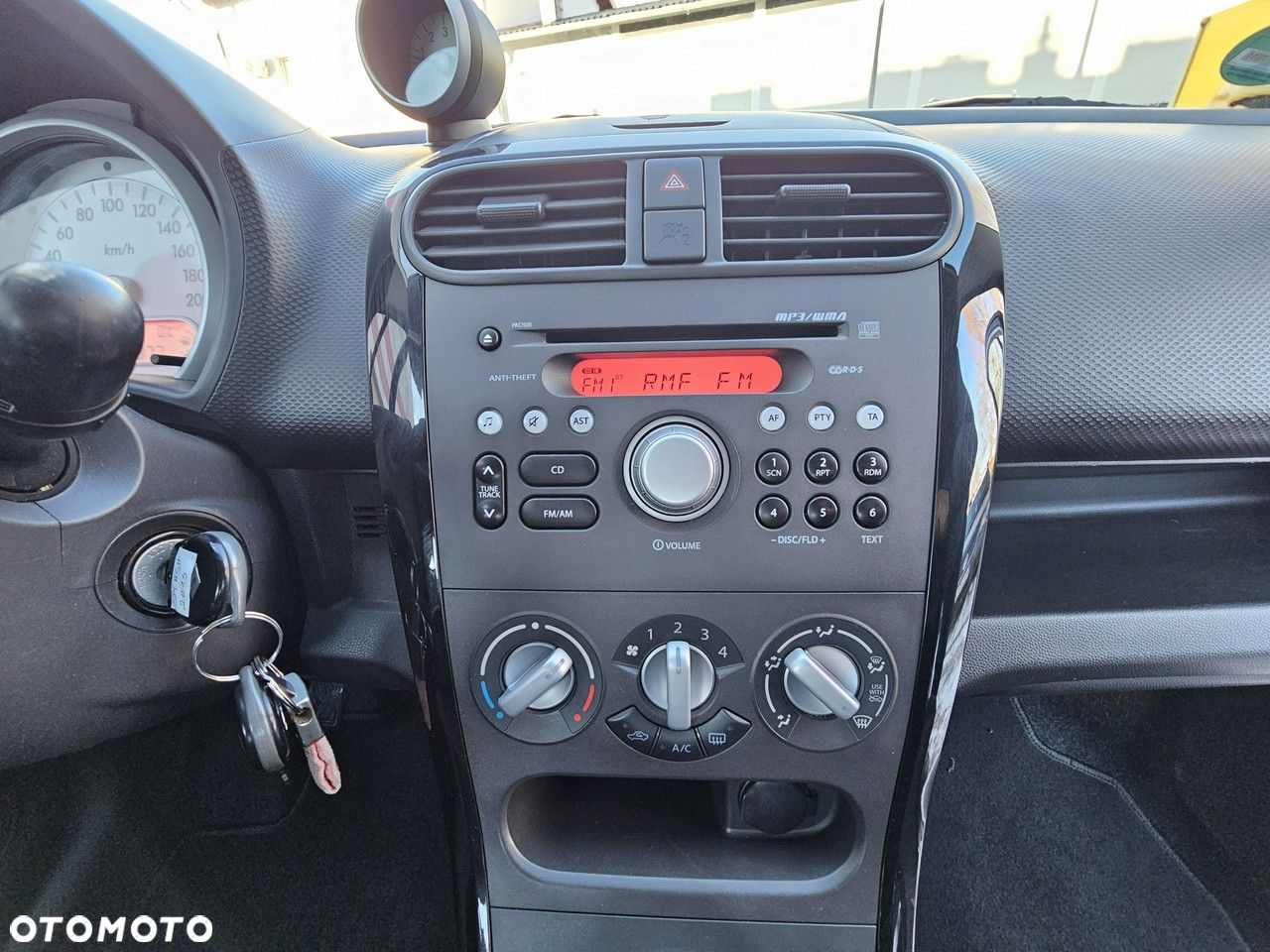 Suzuki Splash 1.0 Basic - 17